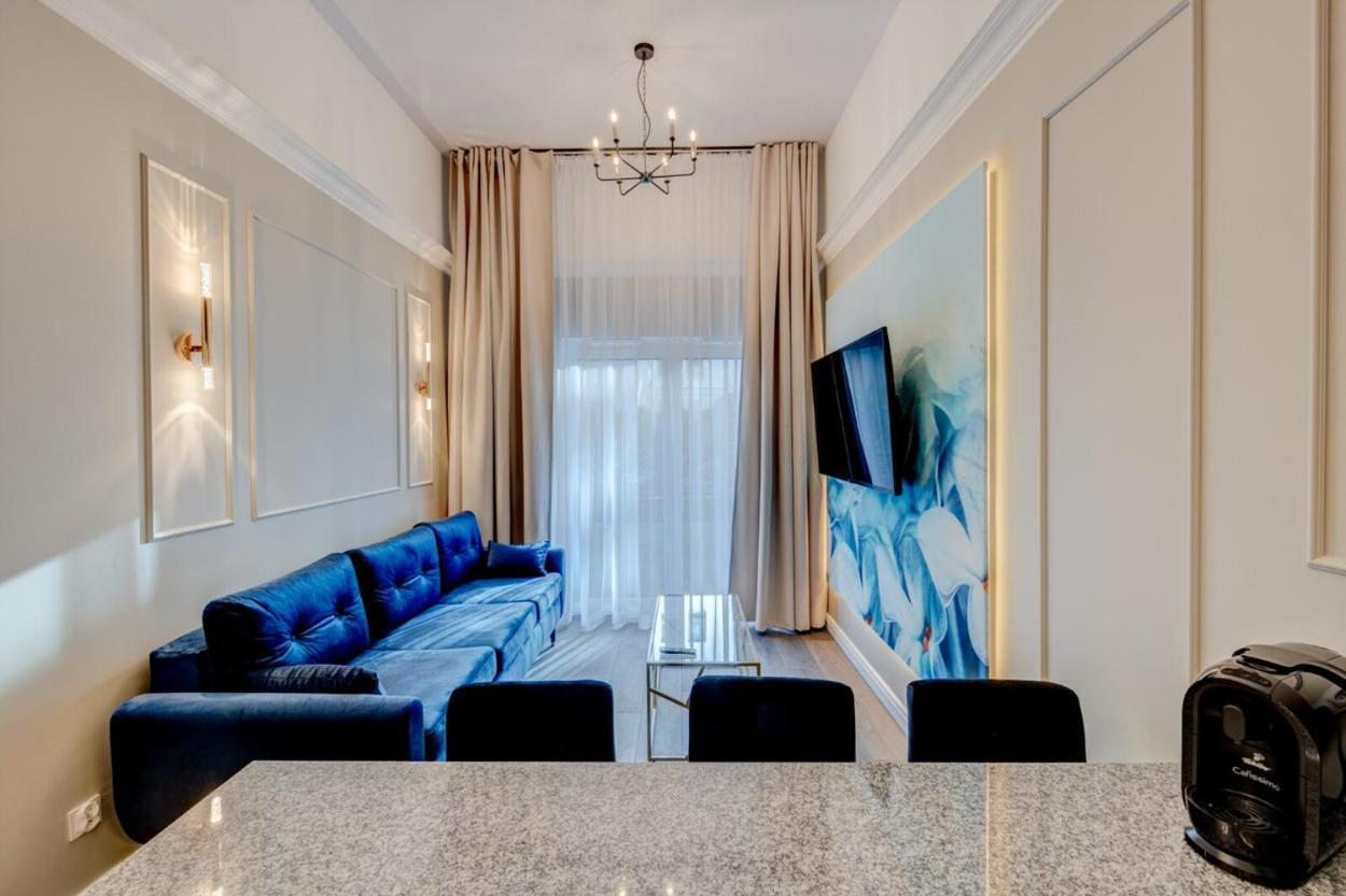 Royal Aparthotel - Centrum Szczecin Bagian luar foto